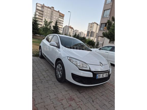 Sahibinden Renault Megane 1.5 dCi Joy 2013 Model
