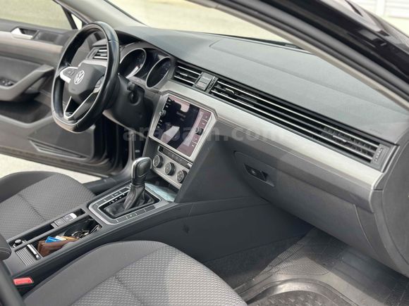 Sahibinden Volkswagen Passat 1.5 TSi Impression 2022 Model 