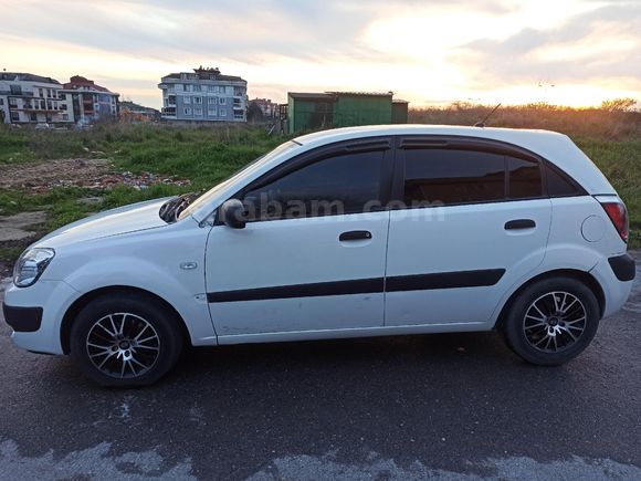 Sahibinden Kia Rio 1.5 CRDi EX Comfort 2010 Model