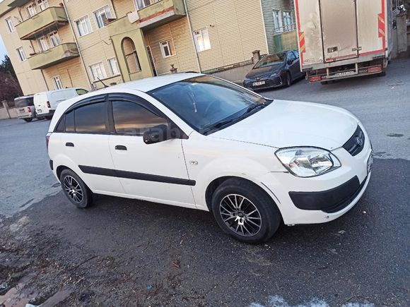 Sahibinden Kia Rio 1.5 CRDi EX Comfort 2010 Model