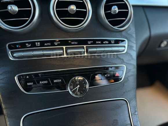 2016 MODEL C200 AMG+CAM TAVAN+ISITMA+SAAT+İMZALI SERİ 190 BİN KM