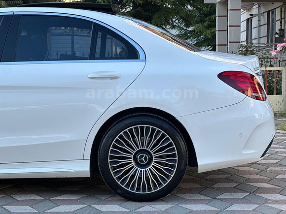 2016 MODEL C200 AMG+CAM TAVAN+ISITMA+SAAT+İMZALI SERİ 190 BİN KM