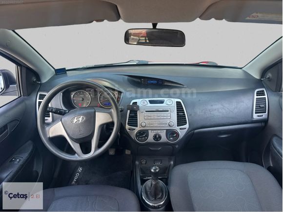 ÇETAŞ RENAULT'DAN 2011 HYUNDAI İ20 1.2 TEAM 78 HP
