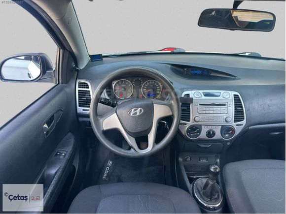 ÇETAŞ RENAULT'DAN 2011 HYUNDAI İ20 1.2 TEAM 78 HP