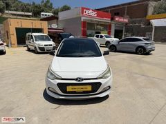SEBA OTOMOTİV 2015 HYUNDAİ İ-20 STYLE 1.2 BENZİN-LPG MANUEL