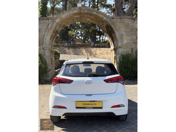 ÖZKAN AUTO'DAN SATILIK 2015 MODEL HYUNDAİ İ20