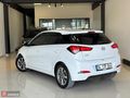 DEĞİŞENSİZ ORJİNAL 152 BİN KM MULTİMEDİA EKRANLI 2015 İ20 STYLE