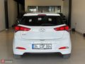 DEĞİŞENSİZ ORJİNAL 152 BİN KM MULTİMEDİA EKRANLI 2015 İ20 STYLE