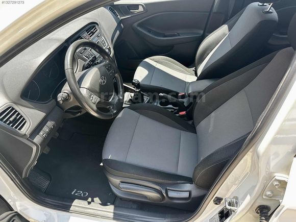 İLK ELDEN+DÜŞÜK KM+MÜKEMMEL KONDİSYONDA HYUNDAİ İ20 STYLE