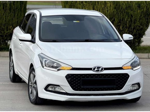 İLK ELDEN+DÜŞÜK KM+MÜKEMMEL KONDİSYONDA HYUNDAİ İ20 STYLE
