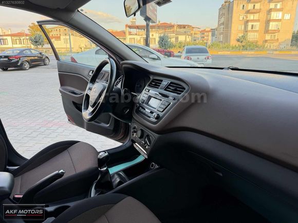 AKF MOTORS'DAN 85 BİN KM FULL CAM TAVAN 1.2 MPI İ20