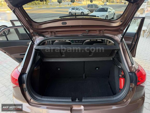 AKF MOTORS'DAN 85 BİN KM FULL CAM TAVAN 1.2 MPI İ20