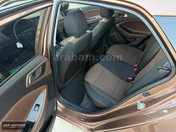 AKF MOTORS'DAN 85 BİN KM FULL CAM TAVAN 1.2 MPI İ20
