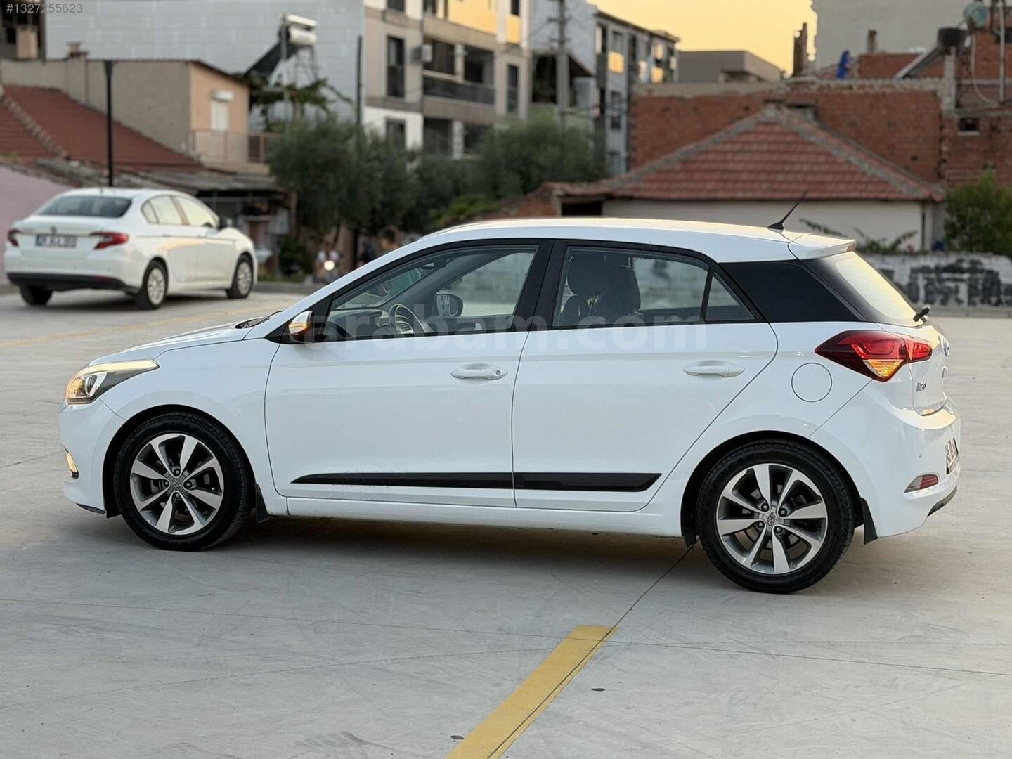 Galeriden Hyundai i20 1.2 MPI Elite 2016 Model Manisa 165.124 km Beyaz 6