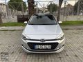 2015 MODEL HYUNDAİ İ20 ELİT EN FULUDUR KM 105 BİNDE MASRAFSIZDIR