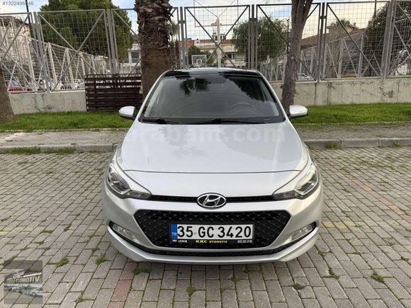 2015 MODEL HYUNDAİ İ20 ELİT EN FULUDUR KM 105 BİNDE MASRAFSIZDIR