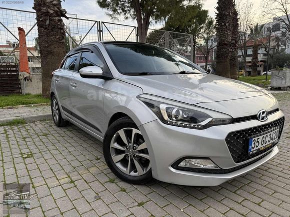2015 MODEL HYUNDAİ İ20 ELİT EN FULUDUR KM 105 BİNDE MASRAFSIZDIR