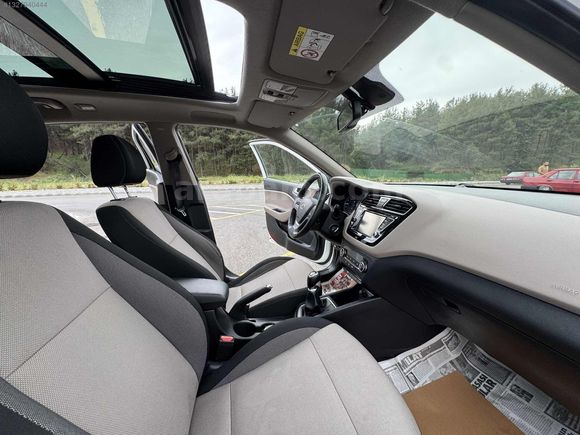 2016 69 BİN KM'DE ELİTE SMART CAM TAVANLI i20
