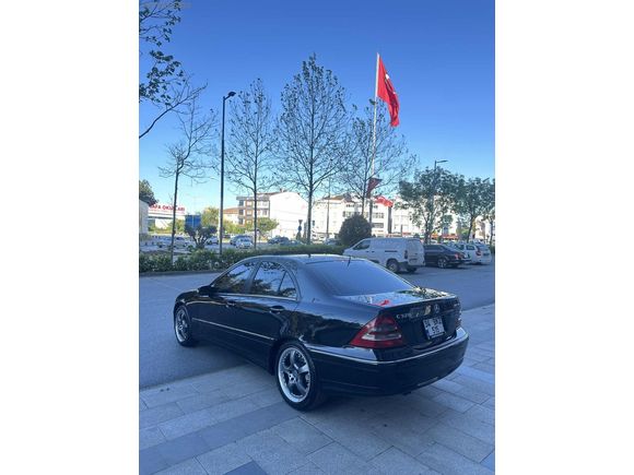 ZEKAİ CELEN AUTO --TR DE TEK C320 AVANGARDE-