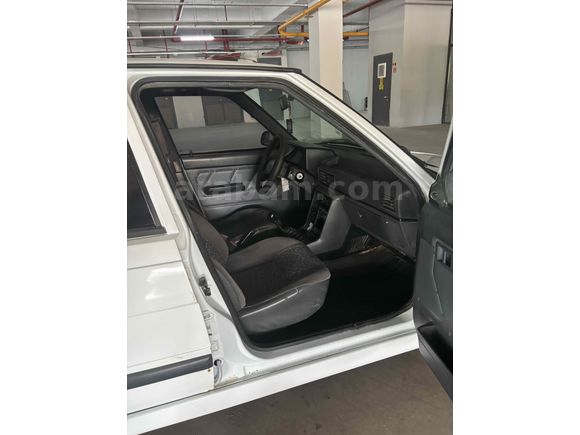 Galeriden Renault R 9 1.4 Broadway RN 1999 Model Ankara
