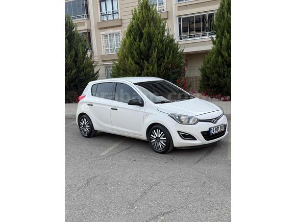 ÇELİK MOTORS'DAN İ20 CAM GİBİ