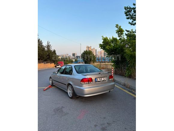Sahibinden Honda Civic 1.6 i ES 2000 Model