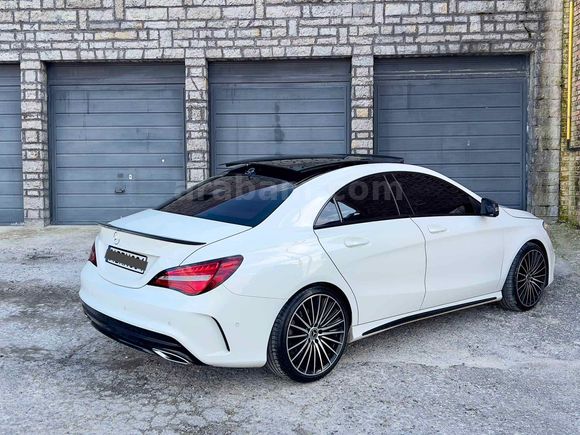 MAKYAJLI CLA 180 D AMG