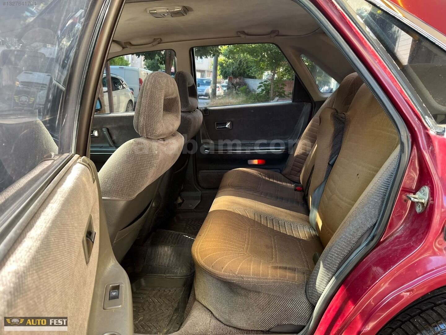 Galeriden Mazda 626 2.0 1991 Model Kocaeli 210.000 km Bordo 6