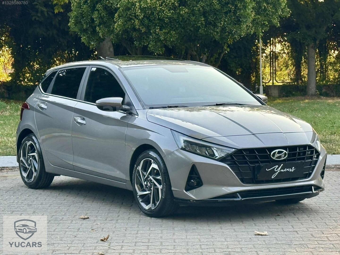 Galeriden Hyundai i20 1.4 MPI Style Plus 2022 Model Bursa 73.000 km Gri 4