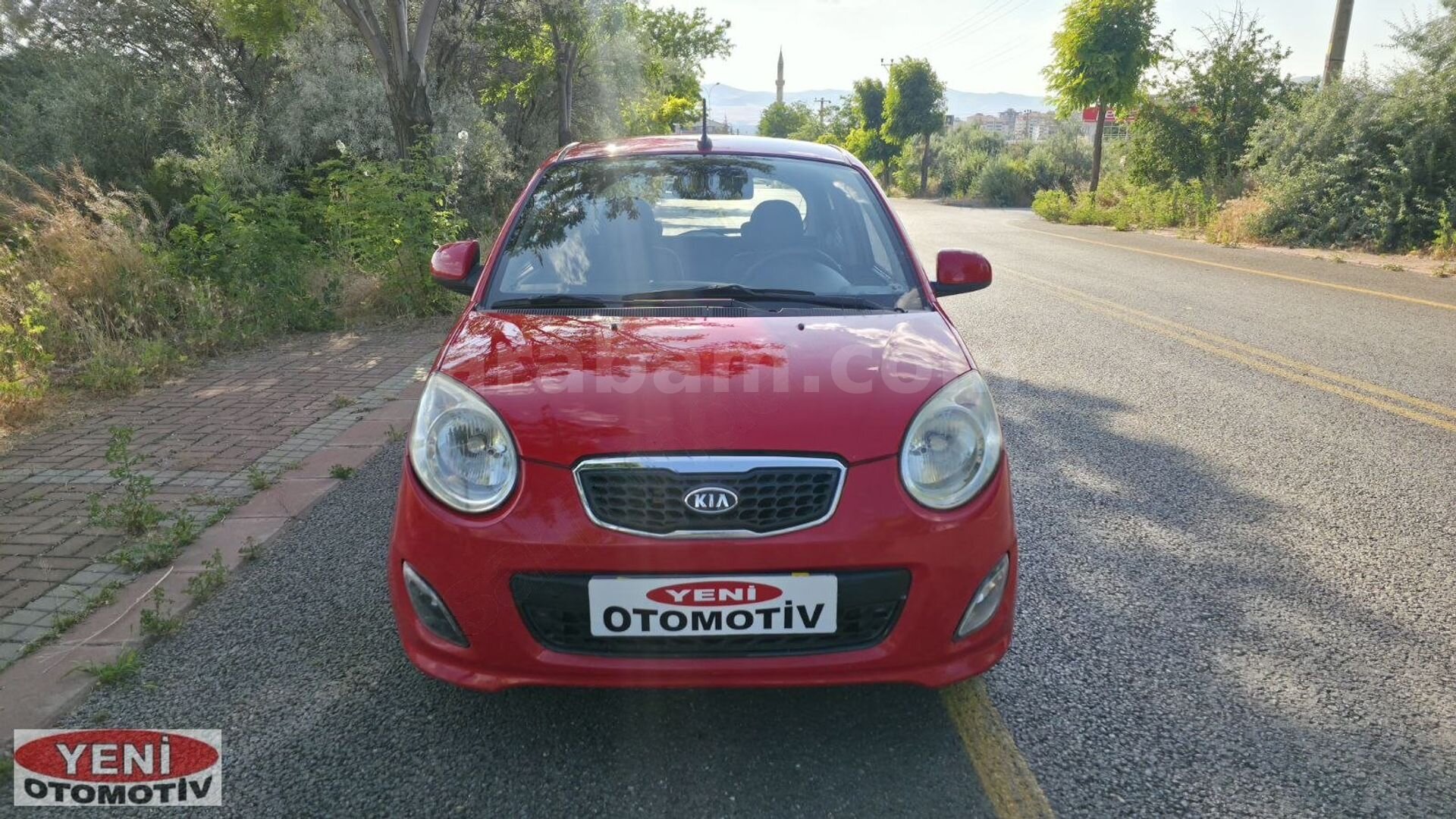 Galeriden Kia Picanto 1.1 Hiper 2011 Model Kırşehir 130.000 km Kırmızı 2