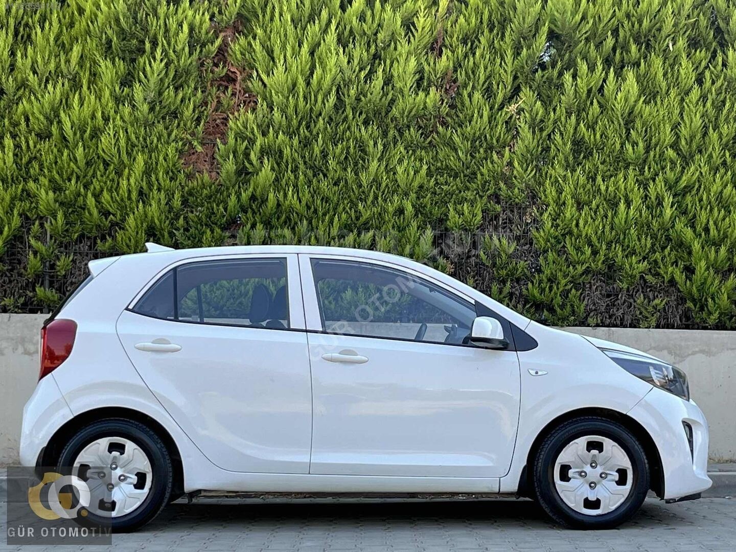 Galeriden Kia Picanto 1.0 MPI Live 2020 Model İzmir 78.000 km Beyaz 3