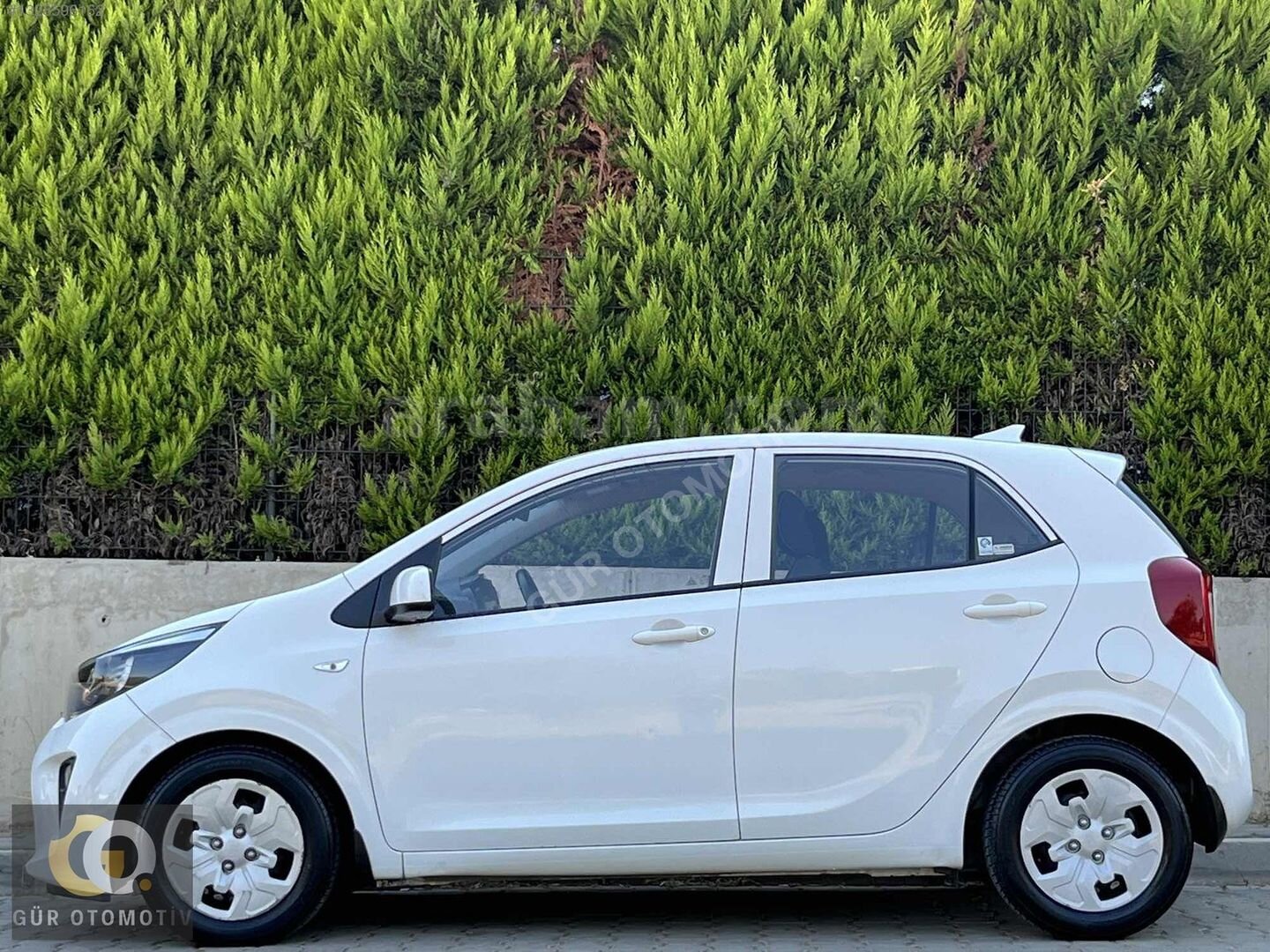 Galeriden Kia Picanto 1.0 MPI Live 2020 Model İzmir 78.000 km Beyaz 4