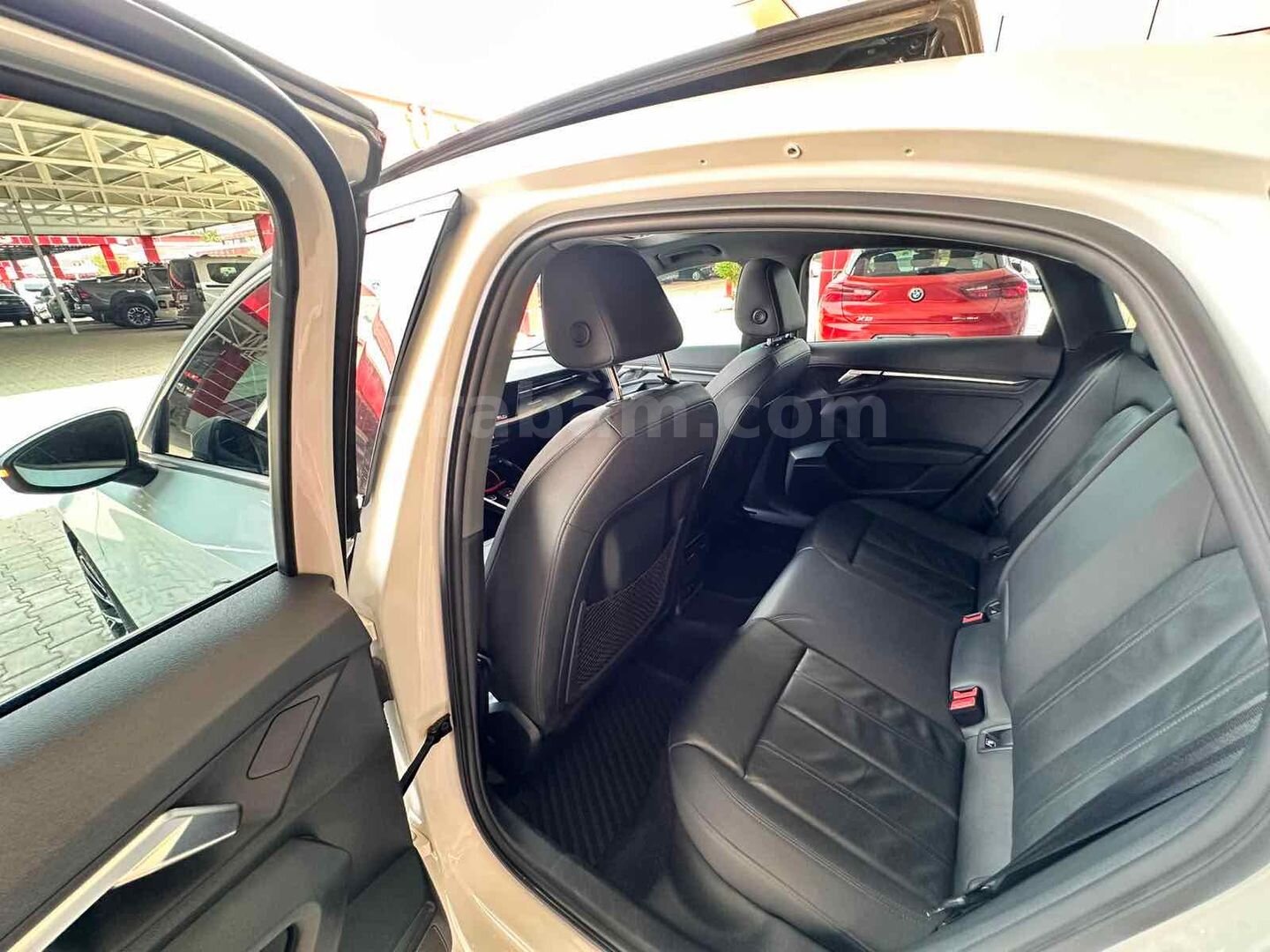 Sahibinden Audi A3 Sedan 35 TFSI Advanced 2021 Model Adana 83.000 km Beyaz 6