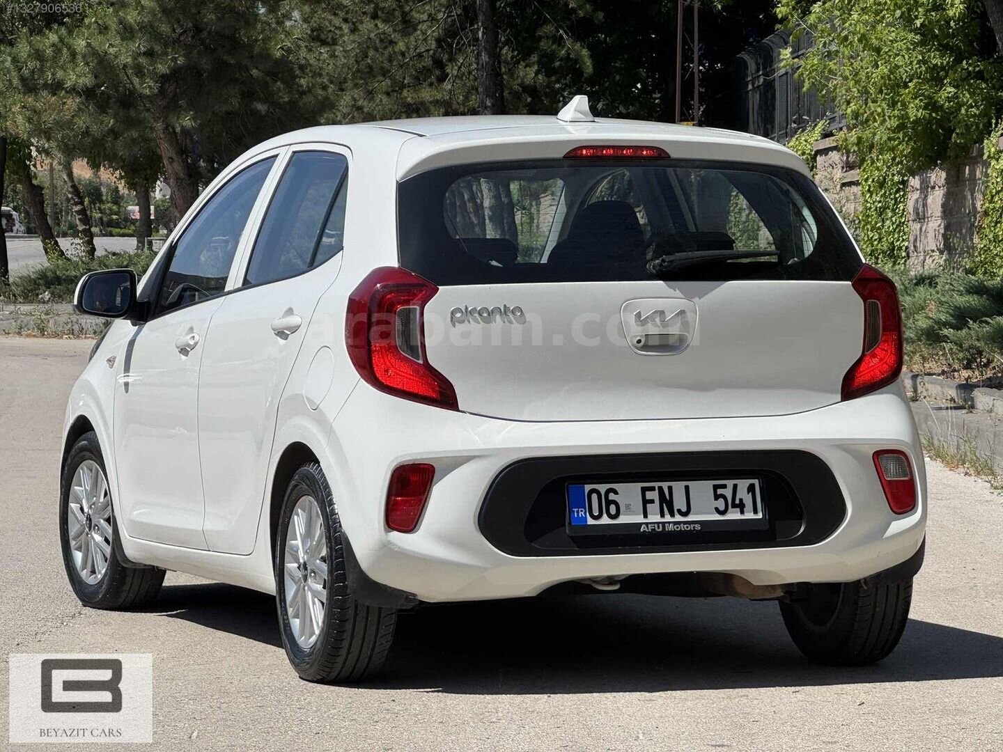 Galeriden Kia Picanto 1.0 MPI Feel 2022 Model Ankara 52.000 km Beyaz 6