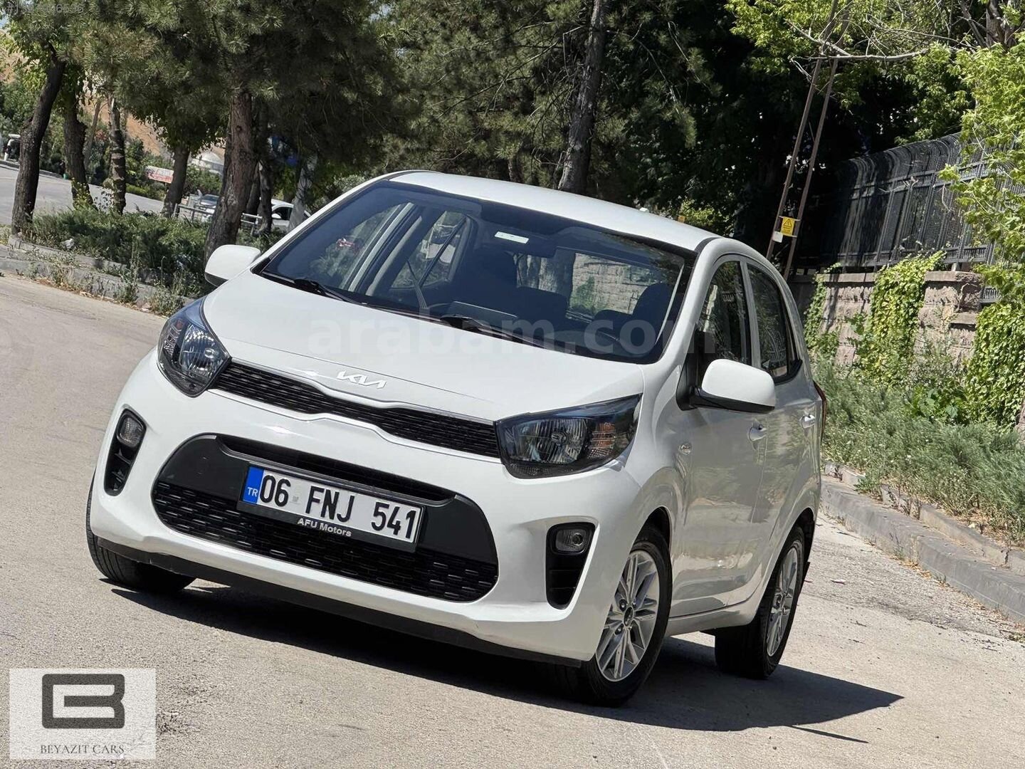 Galeriden Kia Picanto 1.0 MPI Feel 2022 Model Ankara 52.000 km Beyaz 3