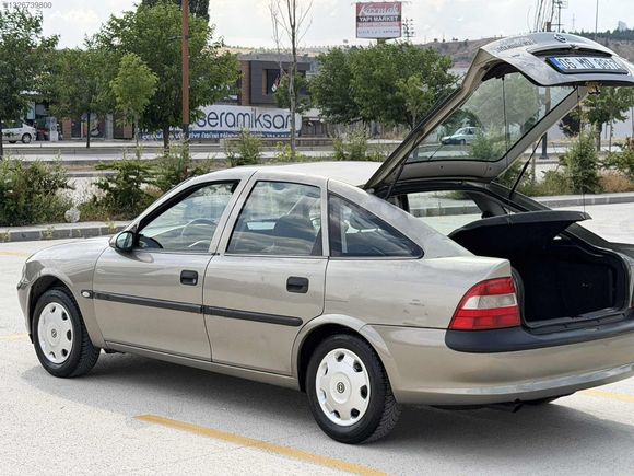 MİSER OTOMOTİV/1996 MODEL VECTRA DEĞİŞENSİZ 2 PARÇA BOYALI