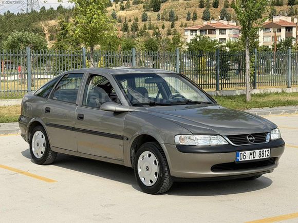 MİSER OTOMOTİV/1996 MODEL VECTRA DEĞİŞENSİZ 2 PARÇA BOYALI