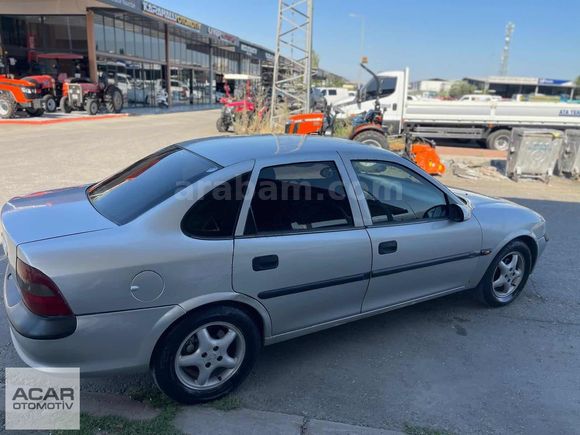 ORJİNAL KİLOMETRELİ OPEL VECTRA