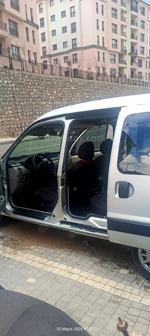 Sahibinden Renault Kangoo 1.5 dCi Expression 2006 Model Yalova 350.000 km Gri (metalik) 3