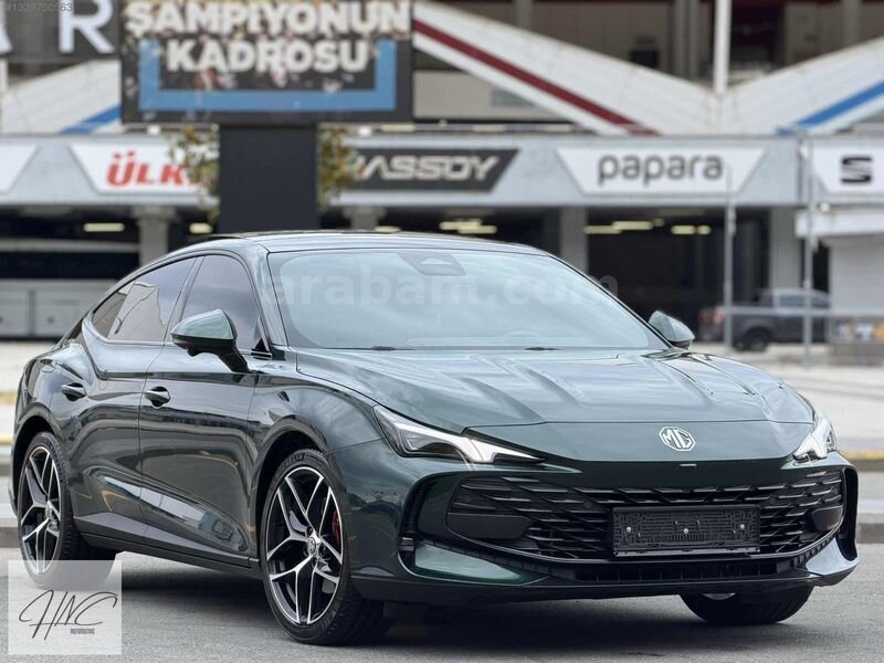 Galeriden MG MG7 1.5 Excellence Red Edition 2025 Model Trabzon 9.000 km Yeşil