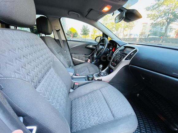 OPEL ASTRA J 1.3 CDTİ ENJOY ACTİVE DEĞİŞENSİZ