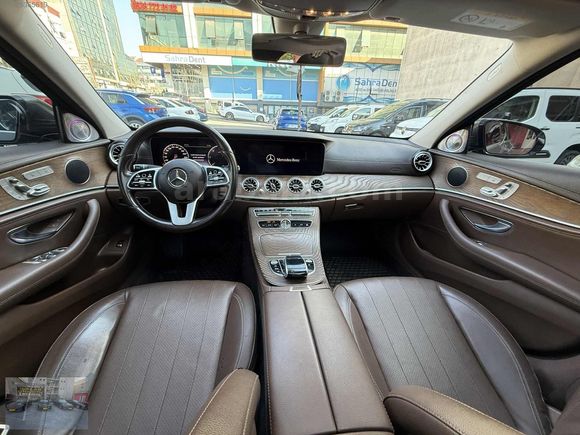 HATASIZ BOYASIZ TRAMERSİZ E200d SERVİS BAKIMLI İLK SAHİBİNDEN