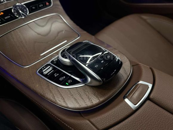FLİES MOTORS'DAN E200 D 175'BİN KM CAMTAVAN+ÇİFTHAFIZA+COMMAND