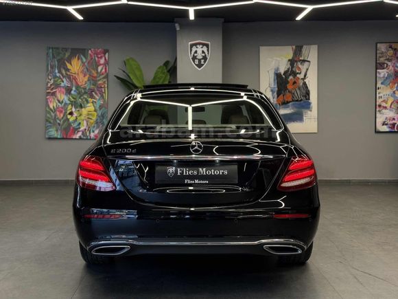 FLİES MOTORS'DAN E200 D 175'BİN KM CAMTAVAN+ÇİFTHAFIZA+COMMAND