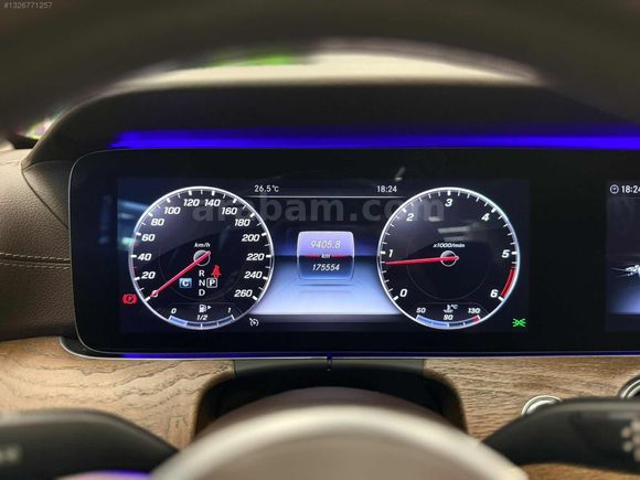 FLİES MOTORS'DAN E200 D 175'BİN KM CAMTAVAN+ÇİFTHAFIZA+COMMAND
