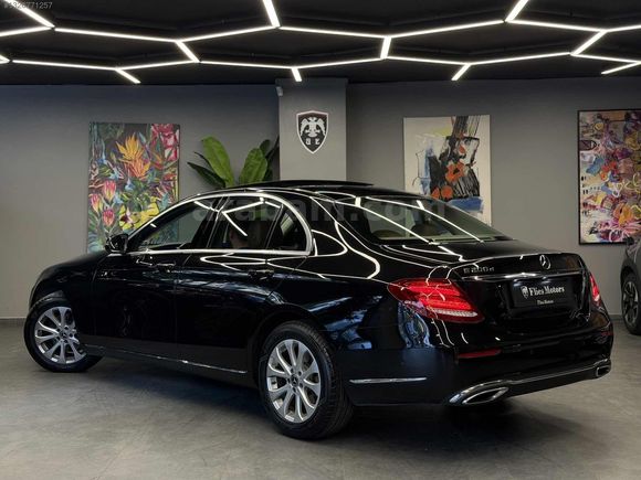 FLİES MOTORS'DAN E200 D 175'BİN KM CAMTAVAN+ÇİFTHAFIZA+COMMAND