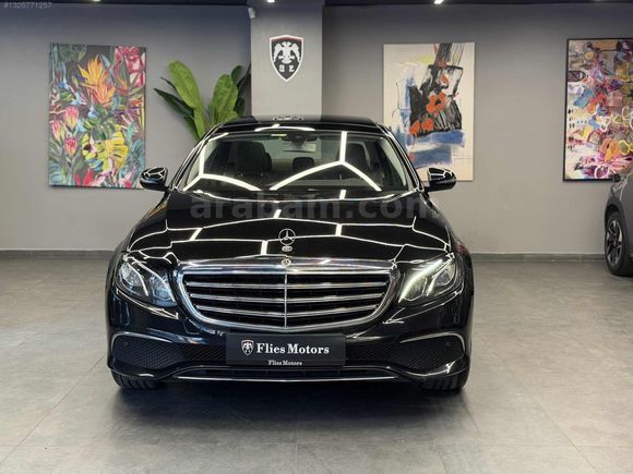 FLİES MOTORS'DAN E200 D 175'BİN KM CAMTAVAN+ÇİFTHAFIZA+COMMAND