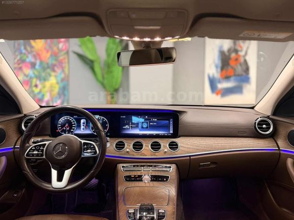 FLİES MOTORS'DAN E200 D 175'BİN KM CAMTAVAN+ÇİFTHAFIZA+COMMAND