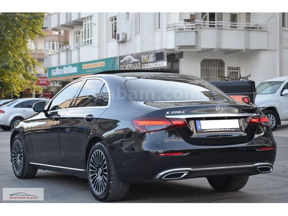 EKSPRES PLAZA'DAN 2022 MERCEDES E 200 d EXCLUSİVE