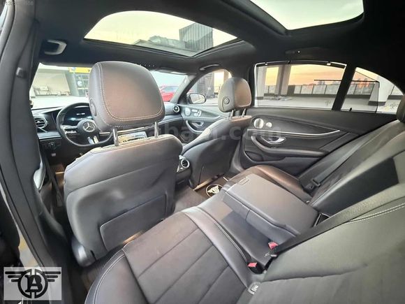 AUTO BENLİ'DEN 2022 E200d AMG HFZA KLTK+NAV+ELKBGJ+VAKUM BAYİ